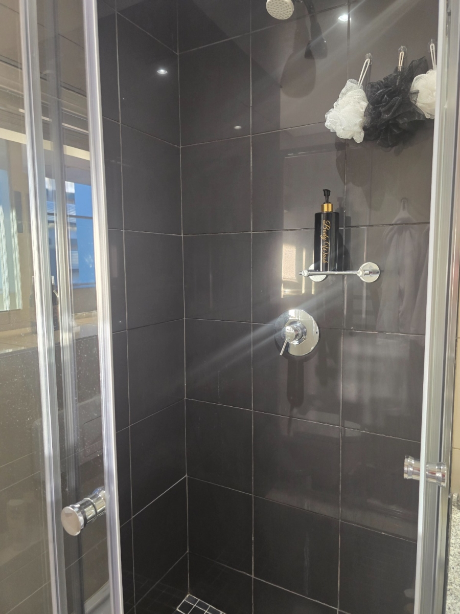 To Let 1 Bedroom Property for Rent in De Waterkant Western Cape